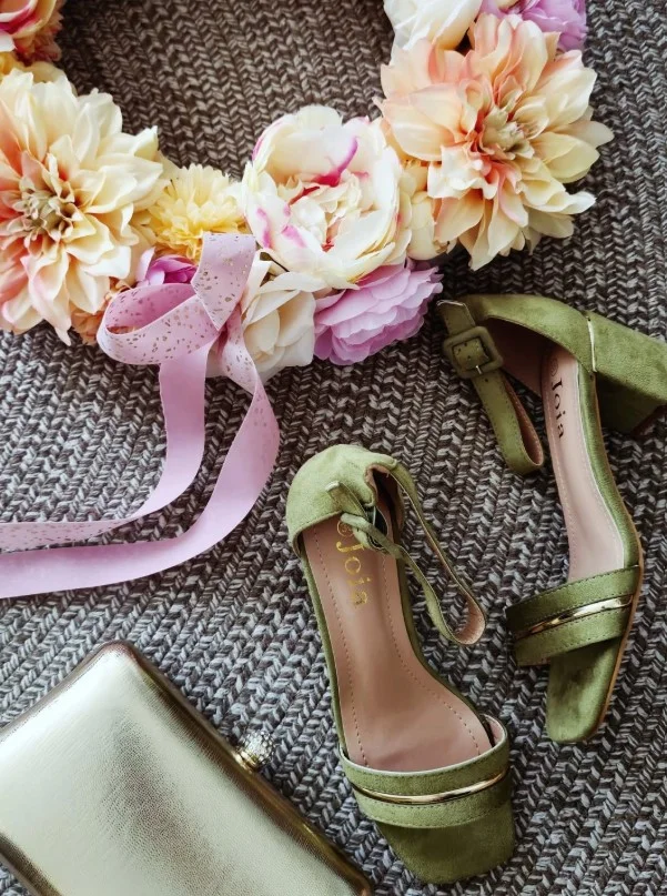 Olive green heels with a yellow dress for a stylish everyday outfit