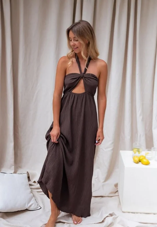 Chocolate brown outfit with gold jewelry for a warm complexion.
